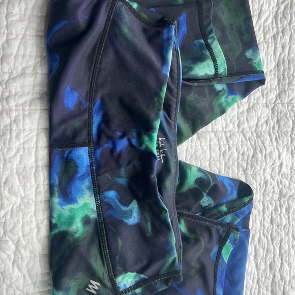 Nicole miller active wear leggings medium - Picture 2 of 3